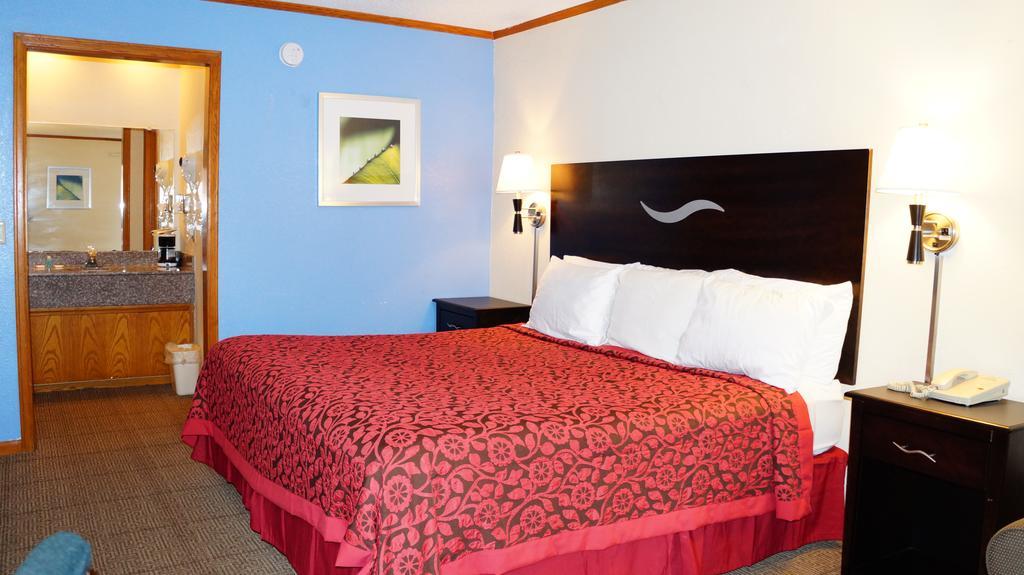 Days Inn Kansas City-Worlds Of Fun Zimmer foto
